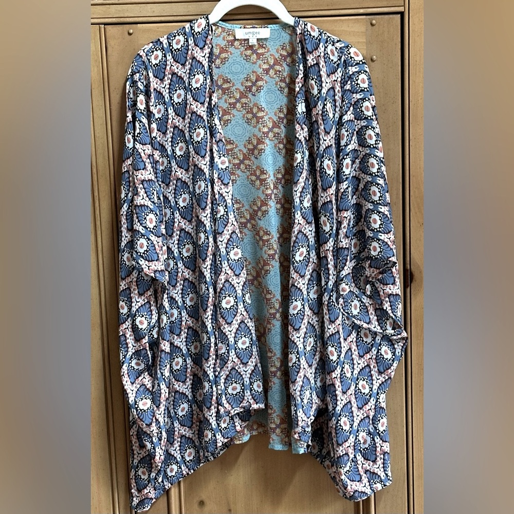 Umgee Large Kimono Cover Up Blouse Top